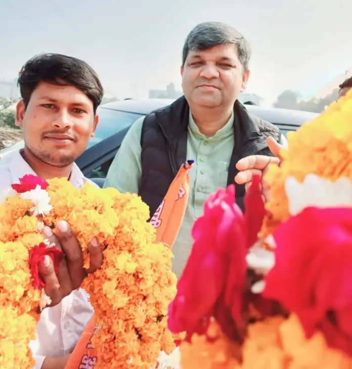कैबिनेट मंत्री आशीष पटेल की सतुइया टोल प्लाजा पर जोरदार अगवानी
